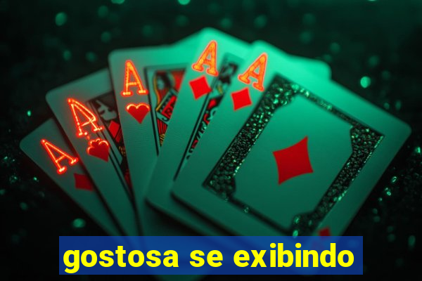 gostosa se exibindo